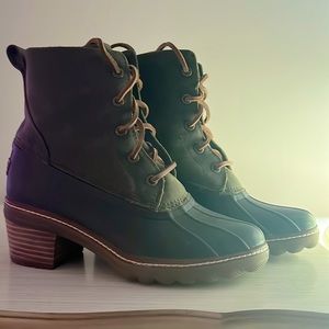 Sperry Heeled Duck Boots